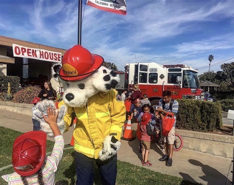 Sparky with kids 